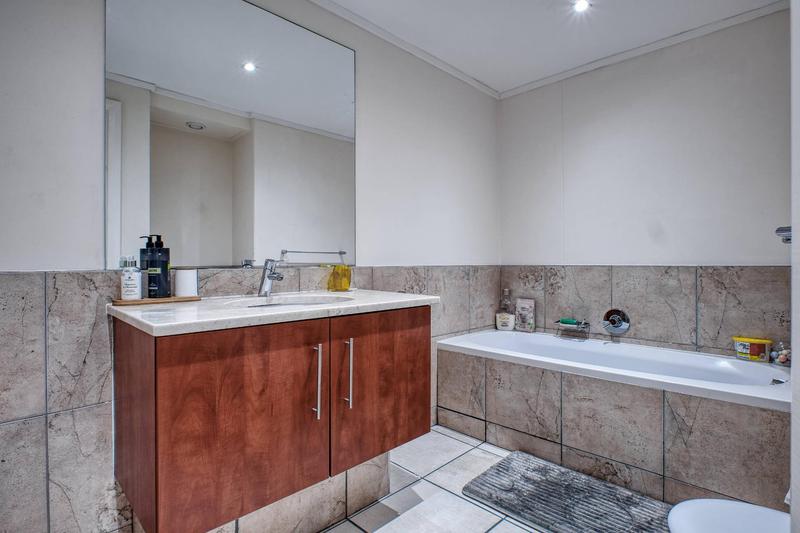 2 Bedroom Property for Sale in Humewood Eastern Cape